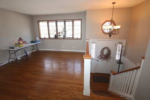 Tiny photo for 207 York Place, New Lenox, IL 60451 (MLS # 12566821)