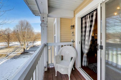 Tiny photo for 552 Lincoln Station Drive, Oswego, IL 60543 (MLS # 12563535)