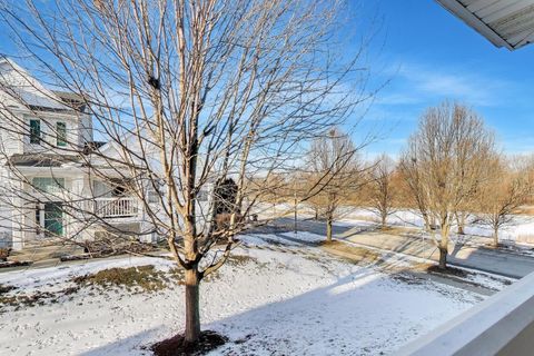Tiny photo for 552 Lincoln Station Drive, Oswego, IL 60543 (MLS # 12563535)