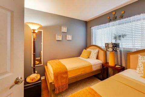 Tiny photo for 552 Lincoln Station Drive, Oswego, IL 60543 (MLS # 12563535)