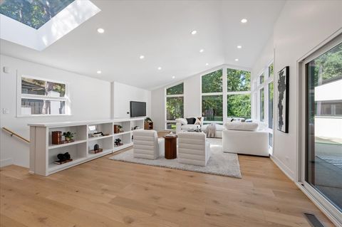 Tiny photo for 1666 Cloverdale Avenue, Highland Park, IL 60035 (MLS # 12471268)