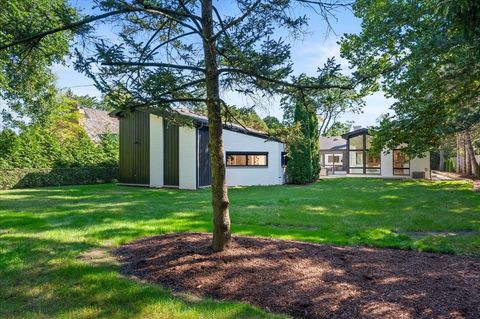 Tiny photo for 1666 Cloverdale Avenue, Highland Park, IL 60035 (MLS # 12471268)