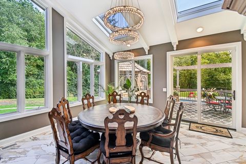 Tiny photo for 3001 Glen Eagles Court, St. Charles, IL 60174 (MLS # 12585902)