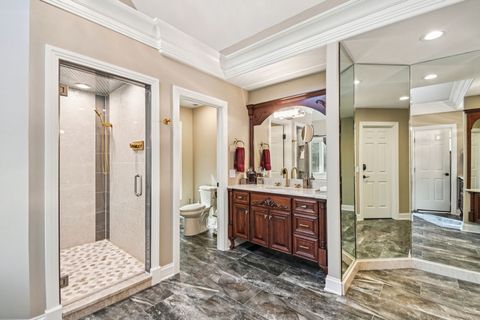 Tiny photo for 3001 Glen Eagles Court, St. Charles, IL 60174 (MLS # 12585902)