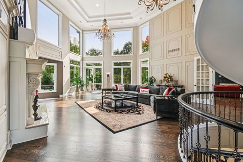 Tiny photo for 3001 Glen Eagles Court, St. Charles, IL 60174 (MLS # 12585902)