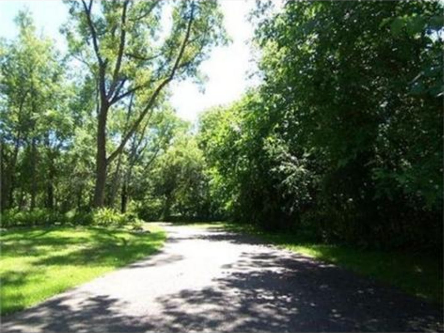 7001 Foxfire Drive