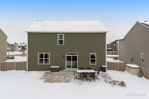 Tiny photo for 1482 Hollow Tree Lane, Pingree Grove, IL 60140 (MLS # 12527638)