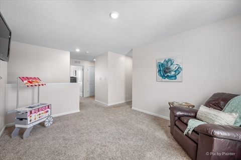 Tiny photo for 1482 Hollow Tree Lane, Pingree Grove, IL 60140 (MLS # 12527638)