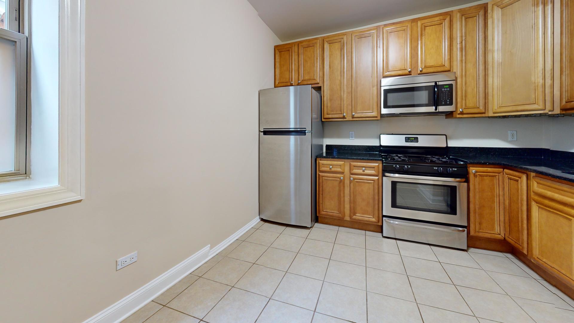 3508 W Cortland Street 1N