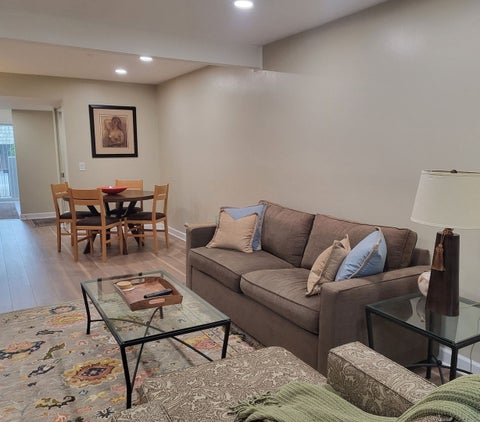 Tiny photo for 1709 Northfield Square #B, Northfield, IL 60093 (MLS # 12719270)