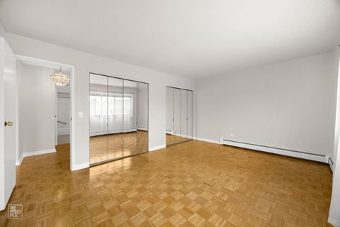 Tiny photo for Des Plaines, IL 60016 (MLS # 12634342)