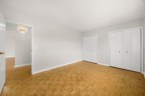 Tiny photo for Des Plaines, IL 60016 (MLS # 12634342)