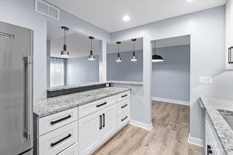 Tiny photo for 5001 Carriageway Drive #A108, Rolling Meadows, IL 60008 (MLS # 12781222)