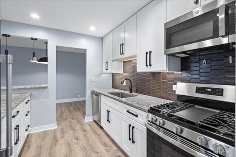 Tiny photo for 5001 Carriageway Drive #A108, Rolling Meadows, IL 60008 (MLS # 12781222)