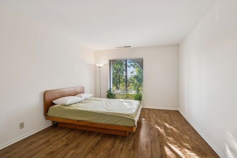 Tiny photo for 2050 Valencia Drive #405C, Northbrook, IL 60062 (MLS # 12498850)