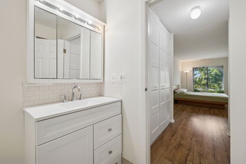 Tiny photo for 2050 Valencia Drive #405C, Northbrook, IL 60062 (MLS # 12498850)