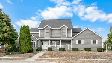 1103 Prestwick Point Champaign IL 61822