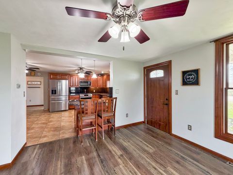 Tiny photo for 2472 W Red Oak Road, Freeport, IL 61032 (MLS # 12617018)