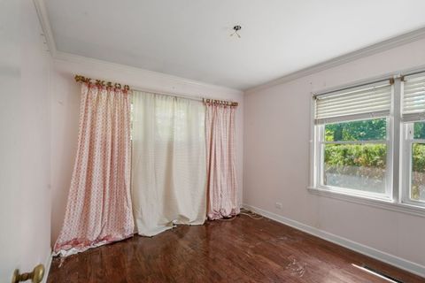 Tiny photo for 598 Eton Drive, North Barrington, IL 60010 (MLS # 12668643)