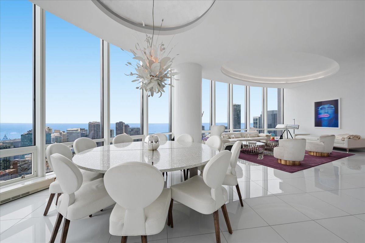 401 N Wabash Avenue 49A