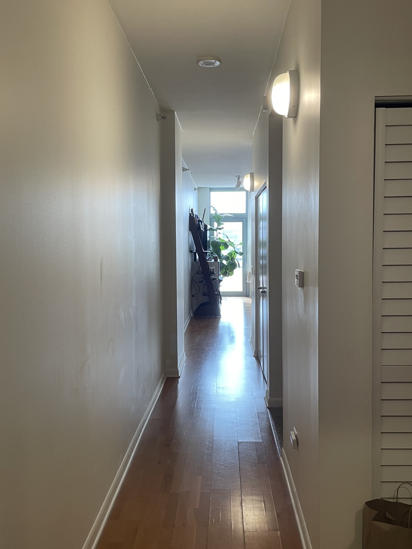 1200 W MONROE Street 718