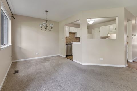 Tiny photo for 1300 WOODSIDE Court #B1, Schaumburg, IL 60193 (MLS # 12460527)