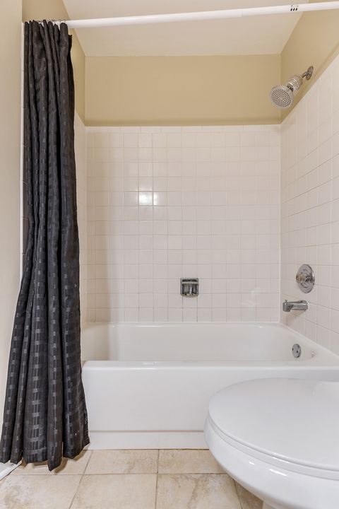 Tiny photo for 1300 WOODSIDE Court #B1, Schaumburg, IL 60193 (MLS # 12460527)
