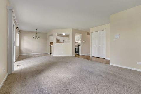 Tiny photo for 1300 WOODSIDE Court #B1, Schaumburg, IL 60193 (MLS # 12460527)