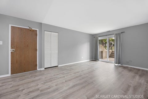 Tiny photo for 1464 Stonebridge Circle #E3, Wheaton, IL 60189 (MLS # 12758368)