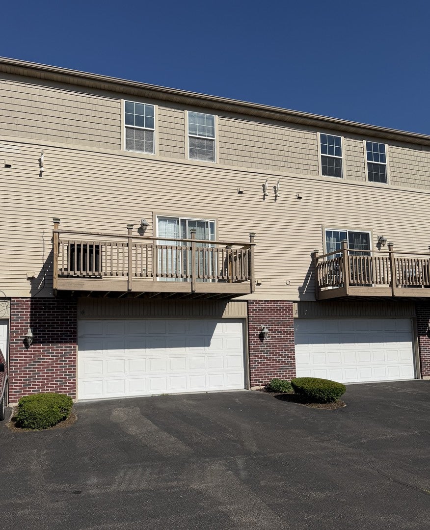 2433 RIVER OAKS Lane 4