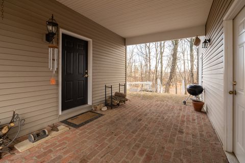 Tiny photo for 4996 Andrew Road, Marion, IL 62959 (MLS # 12556077)