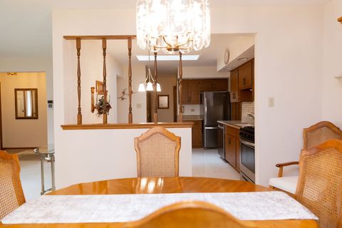 Tiny photo for 8310 ASHLEY Lane #8310, Tinley Park, IL 60477 (MLS # 12623419)