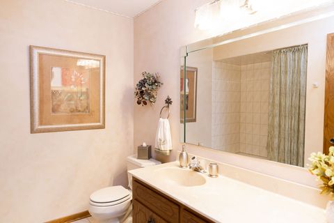 Tiny photo for 8310 ASHLEY Lane #8310, Tinley Park, IL 60477 (MLS # 12623419)