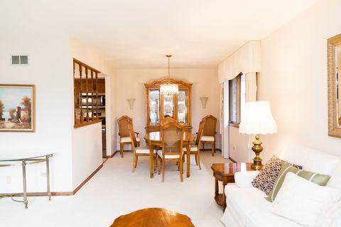 Tiny photo for 8310 ASHLEY Lane #8310, Tinley Park, IL 60477 (MLS # 12623419)