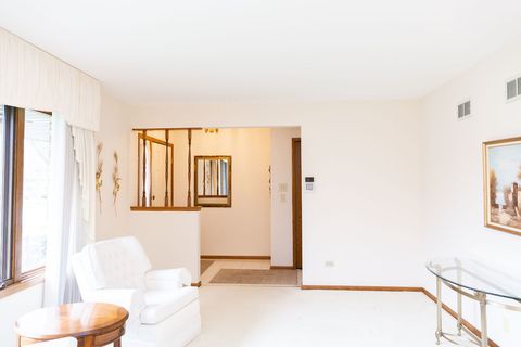 Tiny photo for 8310 ASHLEY Lane #8310, Tinley Park, IL 60477 (MLS # 12623419)