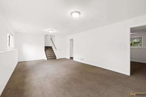 Tiny photo for 26235 N Acorn Lane, Mundelein, IL 60060 (MLS # 12489934)