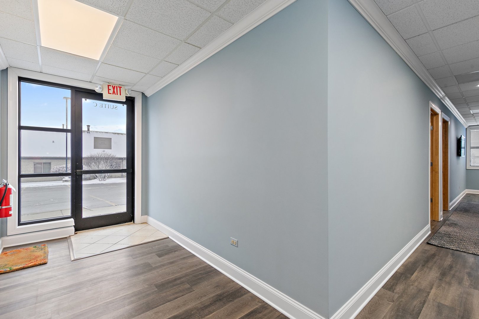 Crystal Lake, Illinois 60012, United States, ,Commercial,Active,24844