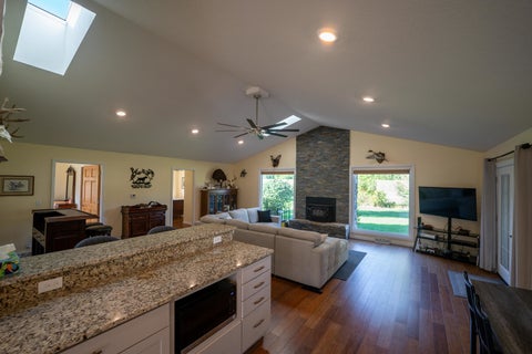 Tiny photo for 17040 Diamond Road, Fulton, IL 61252 (MLS # 12753173)