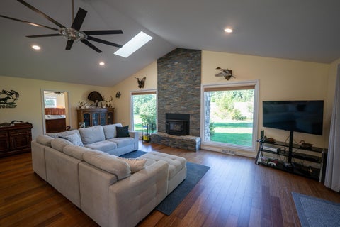 Tiny photo for 17040 Diamond Road, Fulton, IL 61252 (MLS # 12753173)