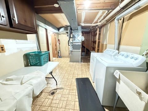 Tiny photo for 969 Dearborn Circle, Carol Stream, IL 60188 (MLS # 12523509)