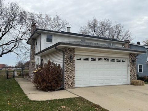 Tiny photo for 969 Dearborn Circle, Carol Stream, IL 60188 (MLS # 12523509)