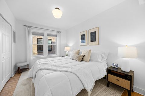 Tiny photo for 3237 N Oakley Avenue #2N, Chicago, IL 60618 (MLS # 12479881)