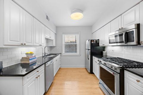 Tiny photo for 3237 N Oakley Avenue #2N, Chicago, IL 60618 (MLS # 12479881)