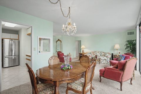 Tiny photo for 1800 7TH Street #5D, East Moline, IL 61244 (MLS # 12619706)