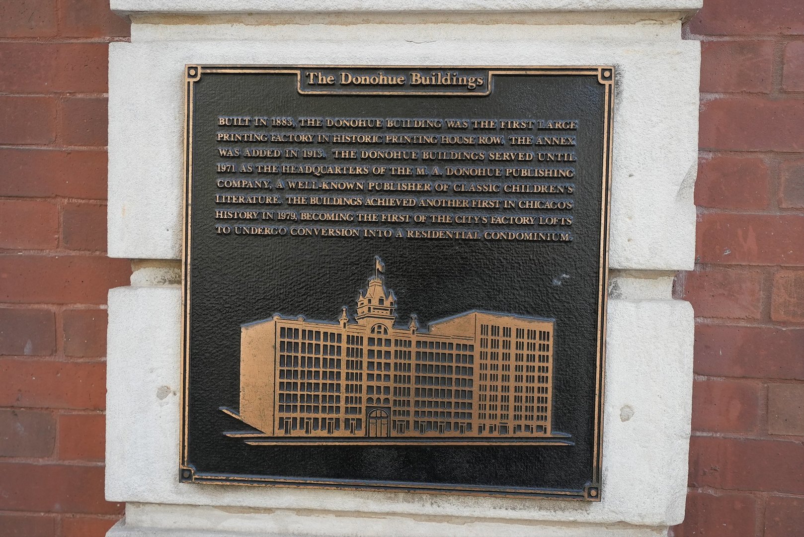 727 S Dearborn Street 311