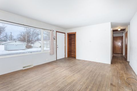 Tiny photo for 610 S Oak Street, Pontiac, IL 61764 (MLS # 12561426)