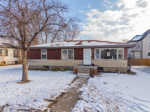 Tiny photo for 610 S Oak Street, Pontiac, IL 61764 (MLS # 12561426)
