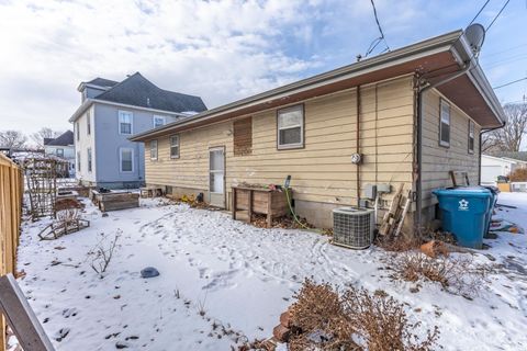 Tiny photo for 610 S Oak Street, Pontiac, IL 61764 (MLS # 12561426)