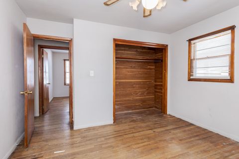 Tiny photo for 610 S Oak Street, Pontiac, IL 61764 (MLS # 12561426)