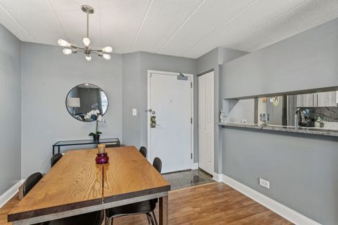 Tiny photo for 75 Kristin Circle #123, Schaumburg, IL 60195 (MLS # 12583072)